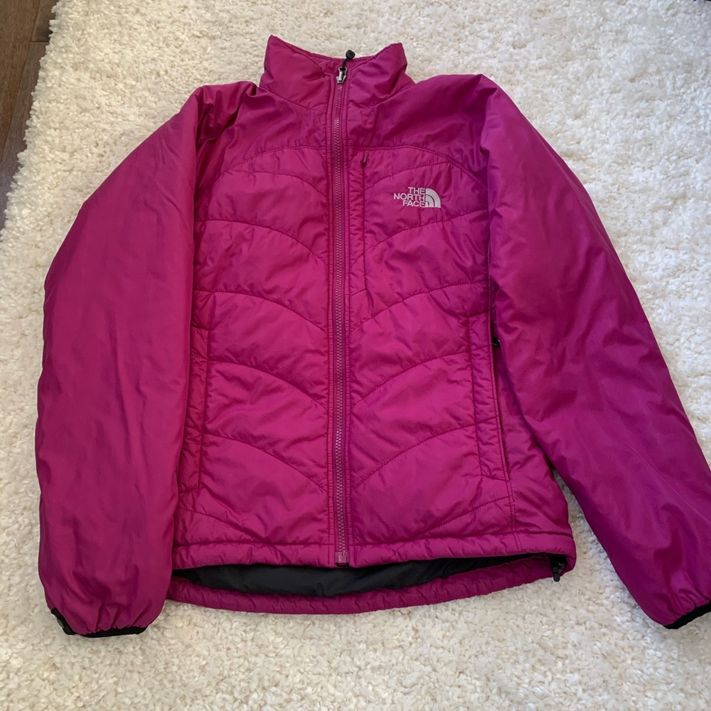 North face bomber jacket. Size small. Fuchsia!